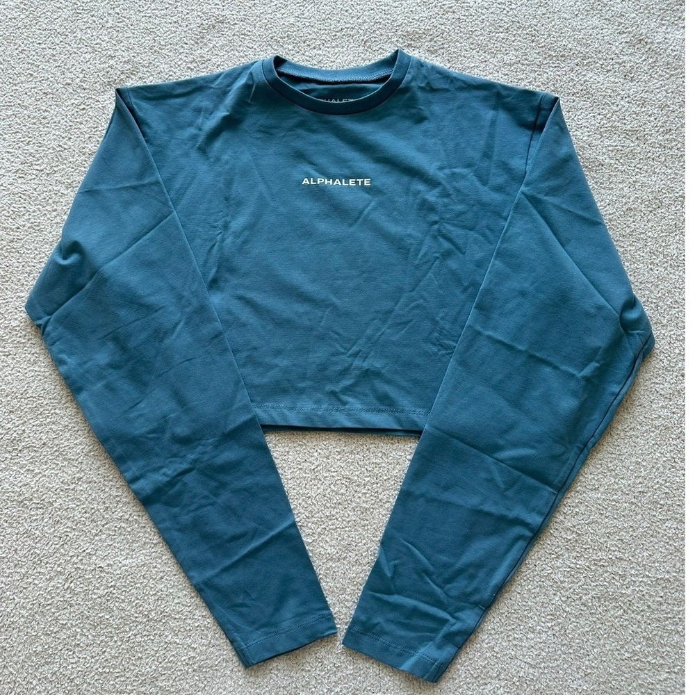 NWT Womens Alphalete Lifestyle Fit Cropped Long Sleeve Shirt size XS in Blue